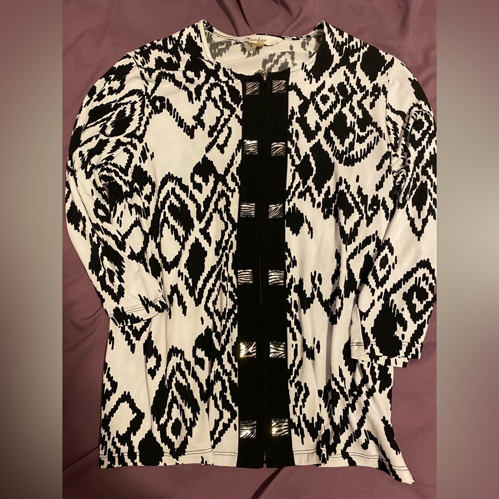 Tanjay Black&White Zip Up Blouse